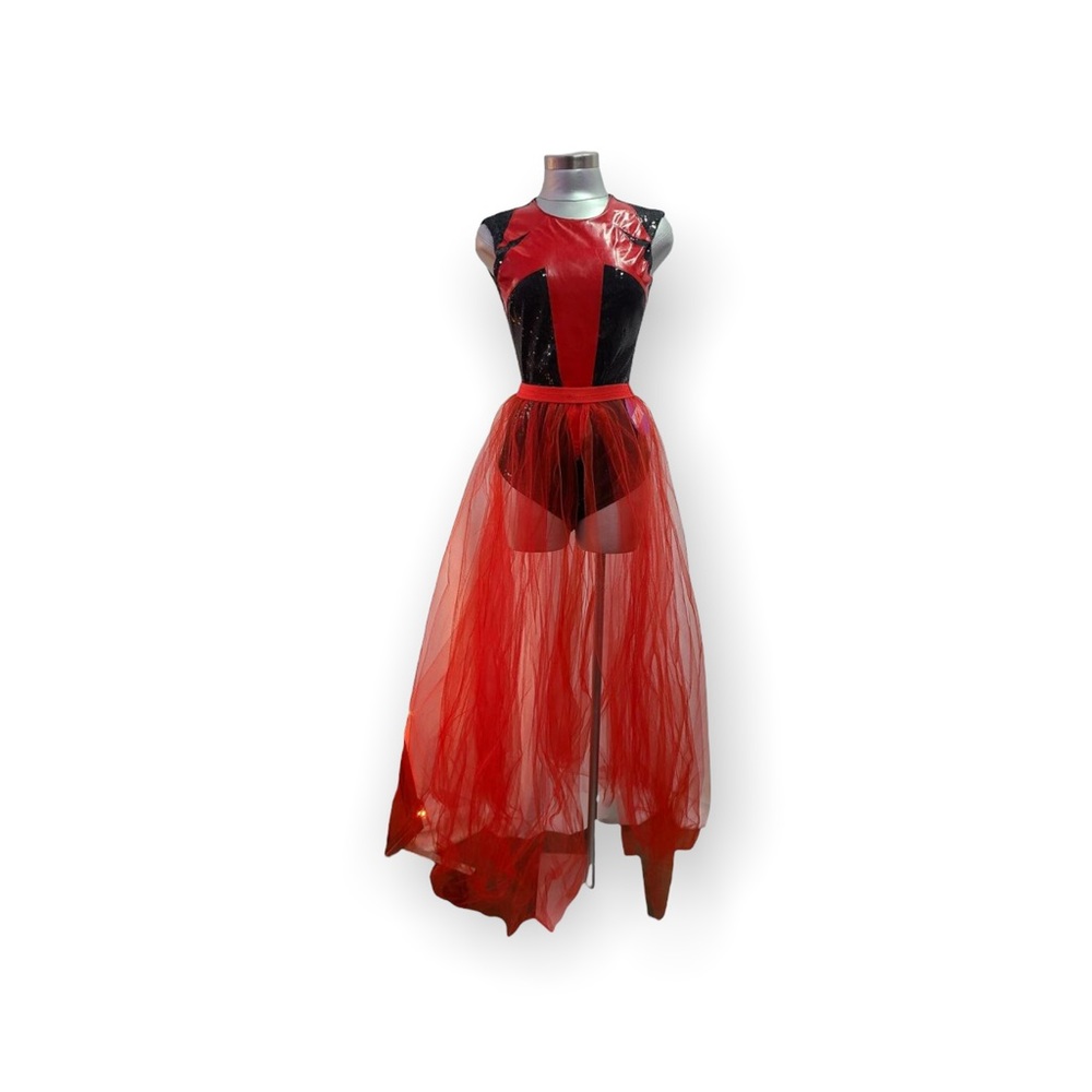 Designer Maggie Barry gorgeous red slit all the way around long tulle skirt.